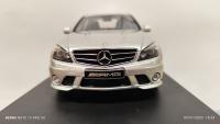 MERCEDES C63 AMG SILVER 1:18 GT SPIRIT GT462 - details 9