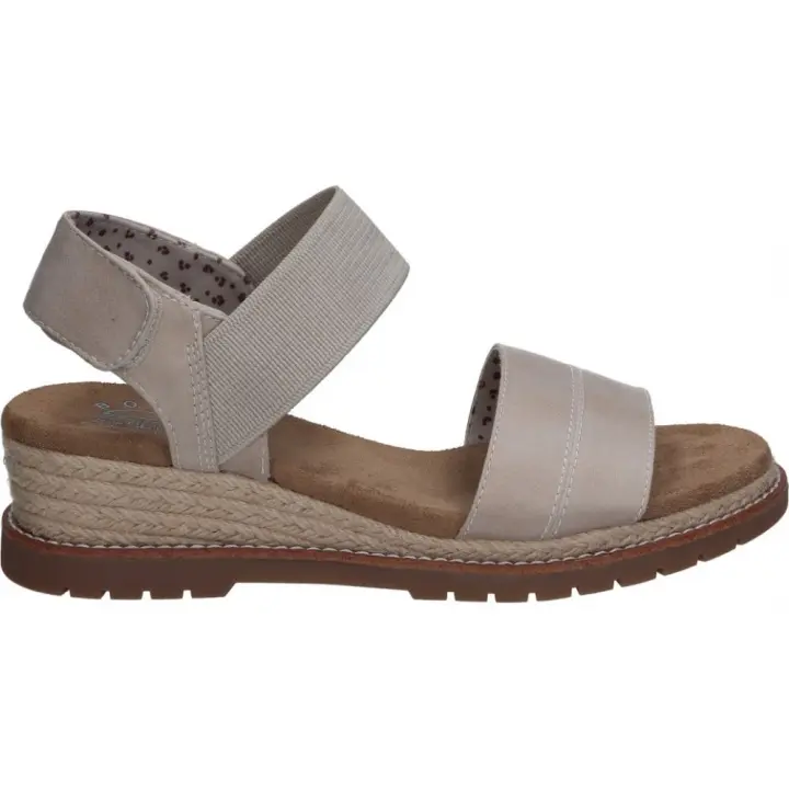 SKECHERS | Sandalias con Cuña Skechers BOBS Desert Chill - City Scapes para Mujer – Sandalias de Cuña con Estilo Casual – Sandalia Color Blanco – Sandalias con Cierre de Velcro - Máximo Ajuste – Cómodas – Estilo Casual - Modelo 114687-OFWT - 1