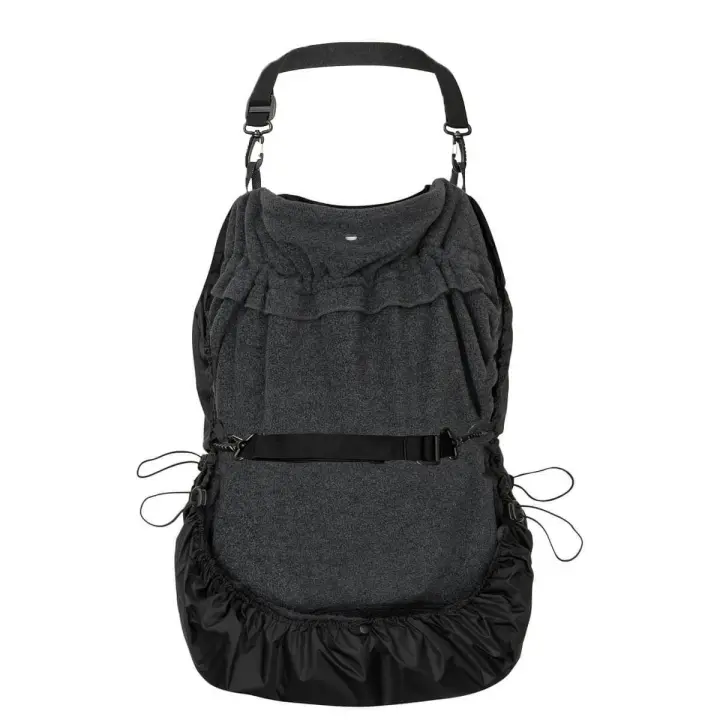 Cobertor Hoppediz para portabebés 3 en 1, de dos piezas que se pueden usar conjuntamente o por separado. Una de nylon protege del viento y la lluvia, y la otra de grueso forro polar proporciona calor. Incluye manguitos y cuello para el adulto - 1