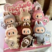 1 unid POP MART LABUBU Los Monstruos Etcitando Macaron Muñecos de Peluche Figura Juguetes Ciegos Cajas (Color Al Azar) - details 2