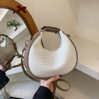 Bolso De Hombro PU Cuero Moda Color Sólido Con Red Trendy Bolso Cruzado Pequeño Para Damas Lujo Diseñador Bolsos De Mano - details 27