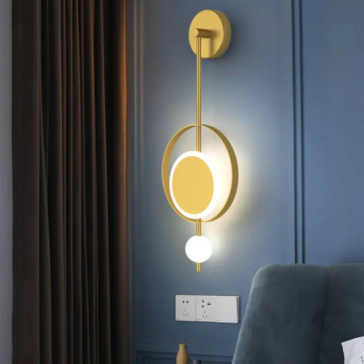 SOMY Lámpara de pared LED, lámpara de pared redonda dorada, lámpara de pared decorativa para interiores con acabado de latón y pantalla de mármol, lámpara de pared para sala de estar, dormitorio, baño, pasillo, aplique de pared de hotel - 1
