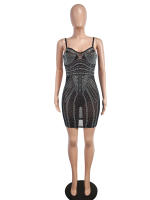 Vestido Ultra Corto De Malla Transparente Para Mujeres Con Diamantes Y Suspensión Moda De Oficina De Corte Ajustado Para Otoño - details 4