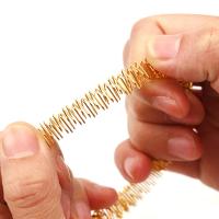 Set De 9 Piezas De Anillos Y Pulseras De Acupresión Para Masaje De Mano Y Muñeca Alivio Del Dolor Sensorial Espinoso Tamaño Medio Pequeño Grande - details 16
