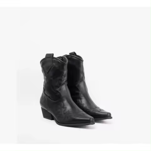 BOTÍN NEGRO DE MUJER TENDENCIA OTOÑO 2024 2025 SHOESSHOP: Zapatos elegantes para mujeres en otoño 2024 y 2025 - 1