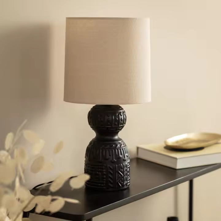 Ledkia Lámpara de Mesa Cerámica Hulun para Decoración étnica con Base Negra y Pantalla Beige - 1