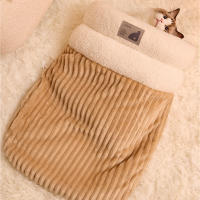 Saco De Descanso Para Gatos Y Perros En Otoño/Invierno Cómodo Y Caliente Semi-Abierto Con Plush Suave Para Viajes - details 7