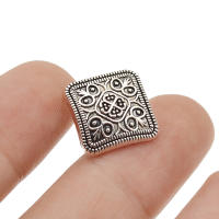 10 Piezas De Botones De Metal En Forma De Flor Cuadrada Plateada Para Tejidos 13x13mm Con Tira Para DIY Y Costura - details 1