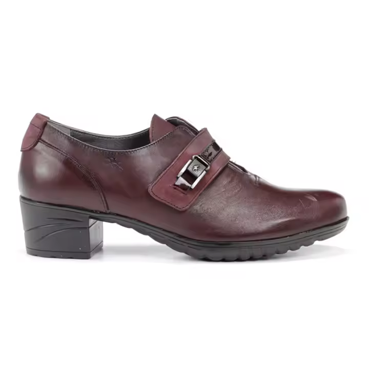 Shoes Zapatos Clasicos Mujer marca Fluchos modelo F0587 para mujer en color burdeos - 1