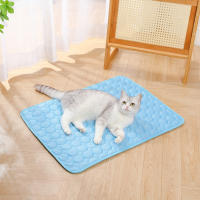 Almohadilla De Hielo Para Mascotas Resistente Al Mordisco Sillón Para Gatos Sofá Para Perros Almohadilla Refrescante De Verano Material De Seda De Hielo - details 6