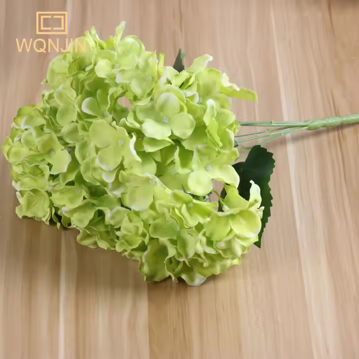 WQNJIN Bouquet De Hydrangea De 5 Cabezas Flores Artificiales De Seda Para Decoración De Fiesta Boda Sala De Estar Hogar Accesorios - 1
