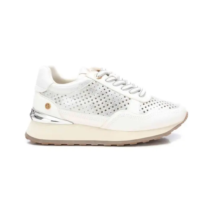 Calzado marca Xti modelo 143779-03 para mujer en color blanco - 1