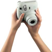 Fujifilm Instax Mini 12 Pack Best Memories - Cámara Instantánea + Papel 10 Fotos + 3 Portafotos (Nube, Luna, Corazón) Varios Colores (Verde, Morado, Blanco, Rosa o Azul) - details 1