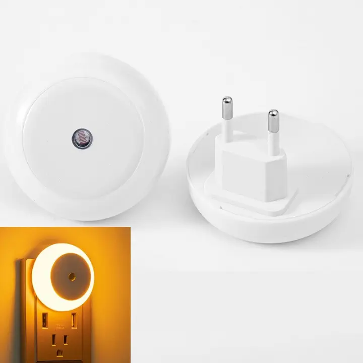 Lámpara De Pared Inteligente LED Redonda Blanca Con Sensor De Atardecer a Medianoche Para Baño Dormitorio Cocina Pasillo Ahorro De Energía Con Enchufe EU - 1