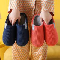Zapatillas de casa de fondo suave y grueso para hombre y mujer, pantuflas de felpa para el hogar, zapatillas térmicas antideslizantes para interiores, Invierno - details 2