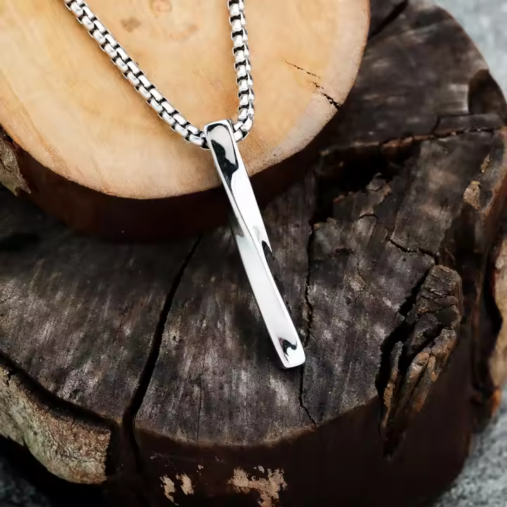 Collar De Acero Titánico Para Hombres Estilo Japonés Y Coreano Minimalista Con Medalla Personalizada Camiseta Unica - 1