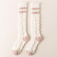 Calcetines De Velours Coral Para Mujer Con Plumas Gruesas Calcetines Térmicos Para Dormir Medio Cilindro Aislantes De Invierno - details 21