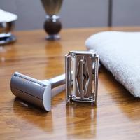 Afeitadora De Seguridad De Acero Inoxidable Con Doble Cabeza Butterfly Para Hombres Y Mujeres Con 10 Hojas De Plata Platinadas Para Afeitar Con Agua - details 3