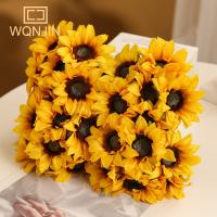 6Pcs/Lot Flores Artificiales De Seda Girasoles Para Decoración De Hogar Bodas Y Jardines Regalo De Boda Decoración De Habitaciones - details 2