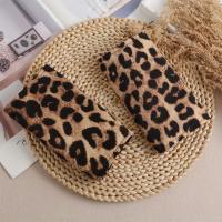 Pantalla De Mano Con Codos Para Mujer Estampado De Leopardo Estilo Retro Europeo Y Americano Con Borlas Decorativas 3D Versátil Para Mujer - details 18