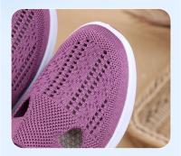 2025 new sports style women's shoes, women's breathable warp knitted women's shoes, lace-up sports shoes Summer breathable soft sole middle-aged and elderly mother shoes - details 4