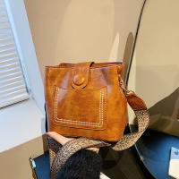 Bolso Bandolera De Cuero PU Vintage Para Mujer Lujo Diseñador Negro Bolso De Hombro Con Cadena Estilo Elegante Y Versátil - details 14