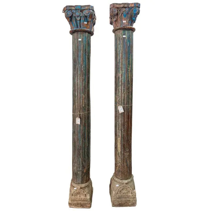 Dos columnas de madera acabado artesanal 30x30x224h cm - 1