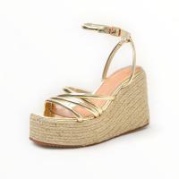 Sandalias cuñas oro dorado plataforma ajuste hebilla planta del pie acolchada mujer tendencia 2025 joya - details 2