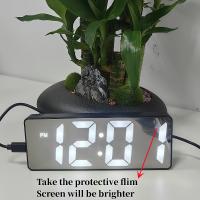 Reloj De Alarma Digital Con Control De Voz Temperatura Fecha 2 Alaramas Modo Nocturno USB Reloj De Mesa 12/24H LED Siempre Encendido - details 3