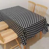 Mantel Desechable Rectangular De Polka Dot Impermeable Y Resistente Al Aceite Para Hogar Y Fiestas Material PEVA Para Restaurantes Y Hoteles - details 5