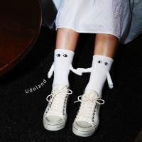Calcetines Creativos Y Moda Con Imagen De Mano En Blanco Y Negro Talla Media Para Parejas Calcetines Magnéticos Divertidos - details 1