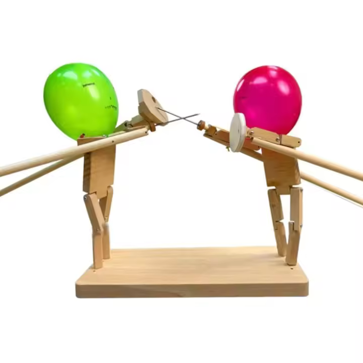 Marionetas de esgrima de madera hechas a mano, juego de robots de batalla de madera para 2 jugadores, juego de batalla de lucha con globos de ritmo rápido, 100% nuevo [HK] - 1