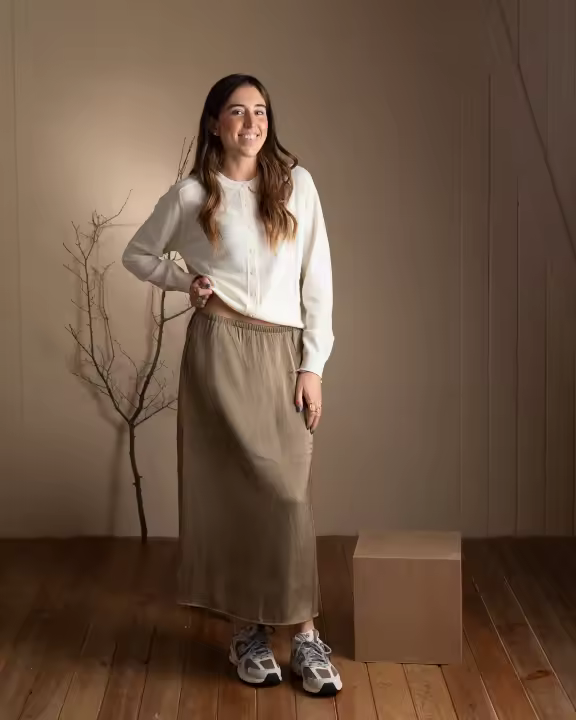 Yerse - 41829_025 - Falda Midi Satinada Con Cintura Elástica Y Bolsillos - Mujer - 1