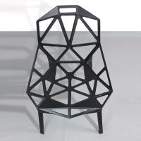 Silla MAGIS CHAIR Diseñada por Konstantin Grcic Aluminio Fundido 59x55x82cm Altura Asiento 45cm Interior y Exterior Comedor Oficina Salón Teletrabajo Cocina - SpazioLuzio - details 1
