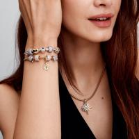 Pandora Charm de estrella brillante de los deseos, diseño dorado de tres capas - details 1