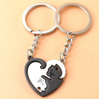 Llavero De Gato Abrazador Lindo Creativo Patchwork Corazón Redondo Para Parejas Accesorios De Regalo Llavero De Coche Y Bolso - details 1