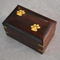 Caja De Ashes Para Perro Y Gato Recuerdos De Pie De Madera Memorial Urnita Pequeña Para Restos after La Cremación - details 1