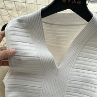 Vestido Bodycon Sin Mangas De Cuello V Blanca Para Mujer REALEFT Elegante Y Casual De Verano Con Ajuste Corporal Mini - details 10