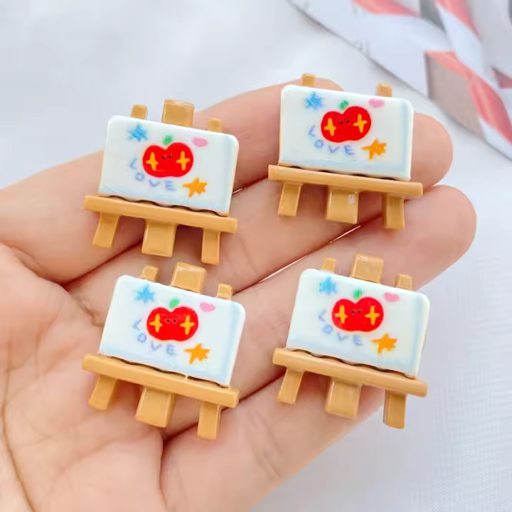 10Pcs Encantadores Resina Cartoon Cubiertas De Pinceles Y Tablero De Dibujo Series Planos Para Adornos De Cabello Y Manicura - 1