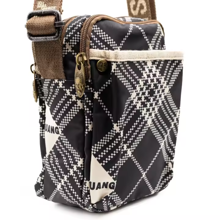 DUNNE BRAND YAN SHUANG Bandolera Unisex “Cuadro Gris” - Blanco y Negro, Algodón y Piel, Hecha a Mano, Regalo Especial - 1