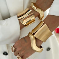 Pulsera De Cuff Vintage Geométrica Ola Para Mujer Estilo Punk Metal Pesado Pulsera Abierta Para Fiesta De Calle Moda Primavera - details 4
