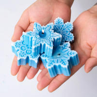 Molde De Silicona Para Colgante De Copo De Nieve DIY Herramienta De Arte Y Manualidades Navideñas Decoración De Hogar Con 2 Agujeros Para Velas Aromáticas Hechas a Mano - details 5