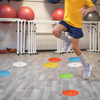 10pcs Matrices De Entrenamiento De Fútbol Planas Perforadas Marcadores Obstáculos Y Barricadas Para Equipo De Deportes - details 0