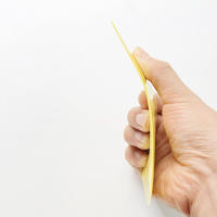 1Pc Herramienta De Instalación De Vinilo Para Coche Lámina De Color Amarillo Squeegee De Contorno Para Tintina De Ventanas Tarjeta Esquina Desenferradura Adhesivo Pegatina Plástico 15.5 * 8.5cm - details 2