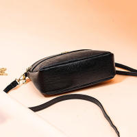 Bolso De Hombro Para Mujer En Cuero PU Sólido Moda Bolso Cruzado Small Bolsas Femininas Con Cierre De Cremallera Y Decoración De Flores - details 12