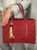 Bolso Cuadrado Grande de Nylon Rojo - Gran capacidad y estilo elegante. - details 1