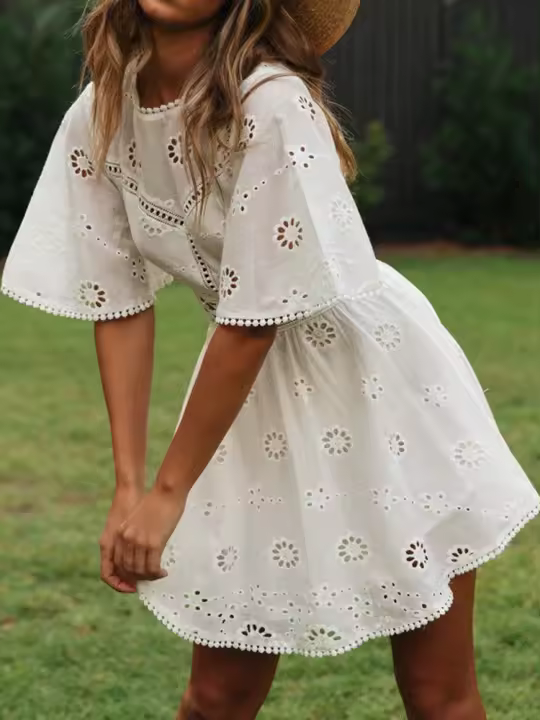 Vestido Blanco De Verano Casual Con Bordado Floral Vestido Mini Sin Espalda Vestido De Fiesta Poliéster A-Line O-Neck Manga Flare - 1