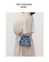 Bolso de alta gama Bolso versátilla de Verano para Damas Nicho Bolsos bandolera - details 0