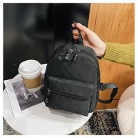 Mochila Mini Para Mujer De Nylon Blanco Estilo Casual Con Bolsillo Exterior Cierre De Cremallera Adecuada Para Escuela Y Viajes - details 3