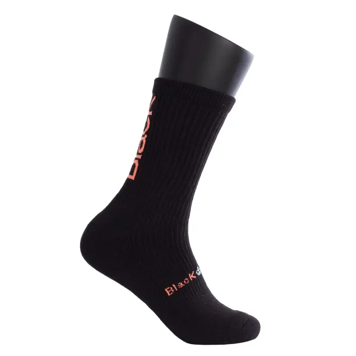 Black Crown - Calcetines Pro Altos - 70% Poliéster, 28% Algodón, 2% Elastano, Negro con Letras en Coral. - 1